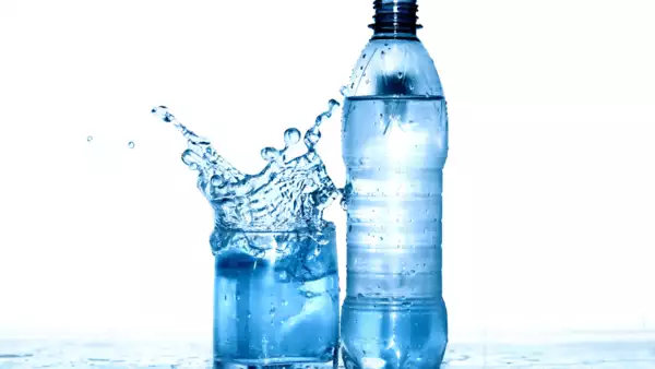 How much water should you drink daily? No, it's NOT 2 litres